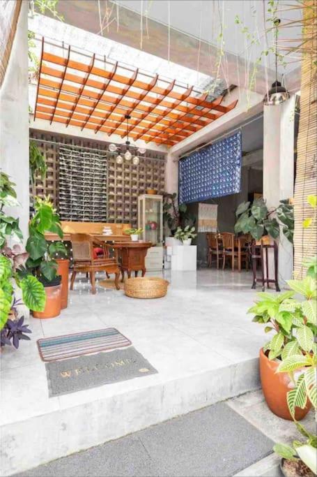 Teras Sabin Hotel Ngabean Eksteriør billede